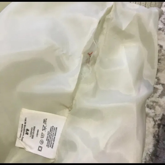 H&M puffer vest - Picture 3 of 4